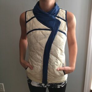 lululemon athletica Quilted Vest in Cream and Navy